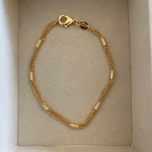 Fine Bar Chain Bracelet