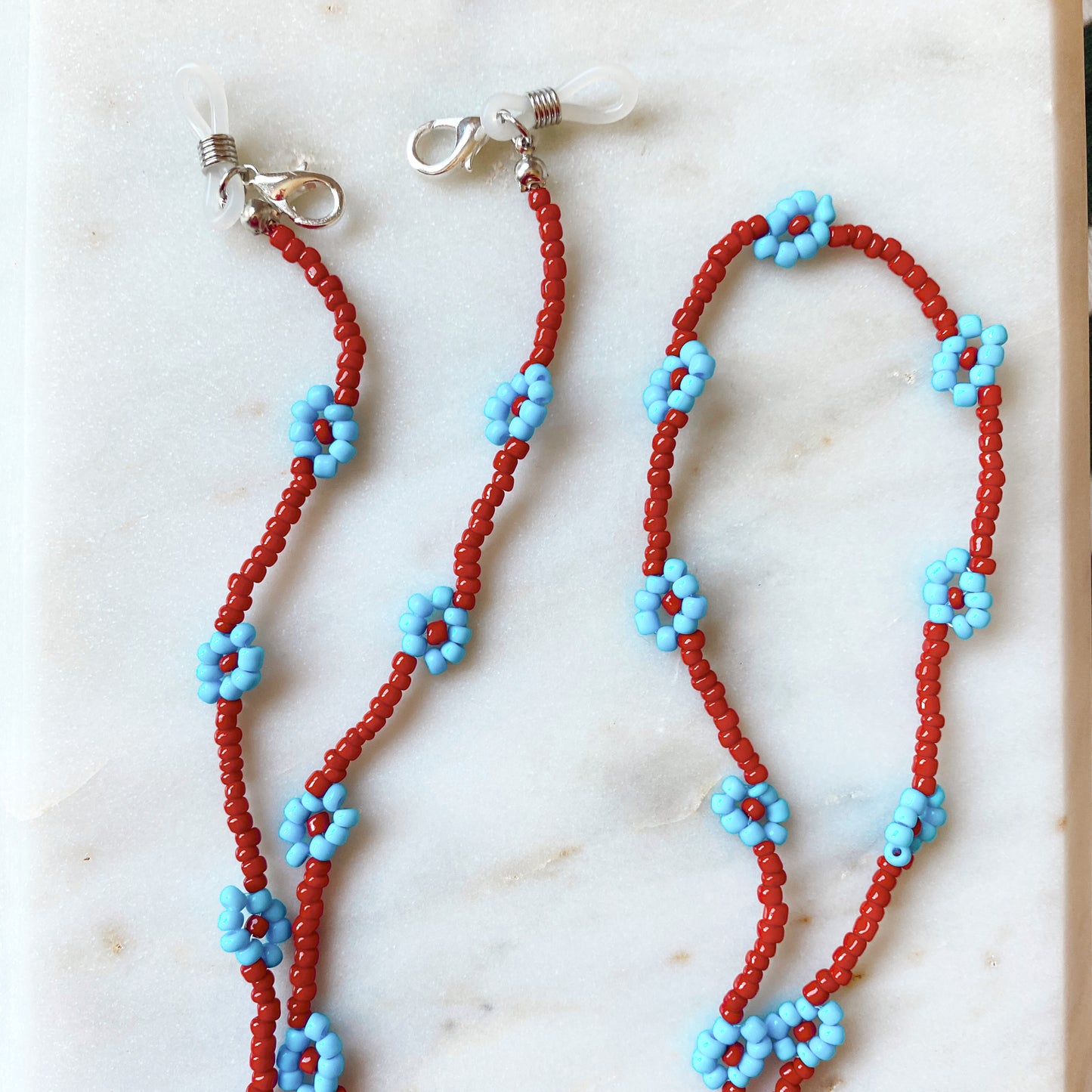 Beaded Daisy Glasses Chain