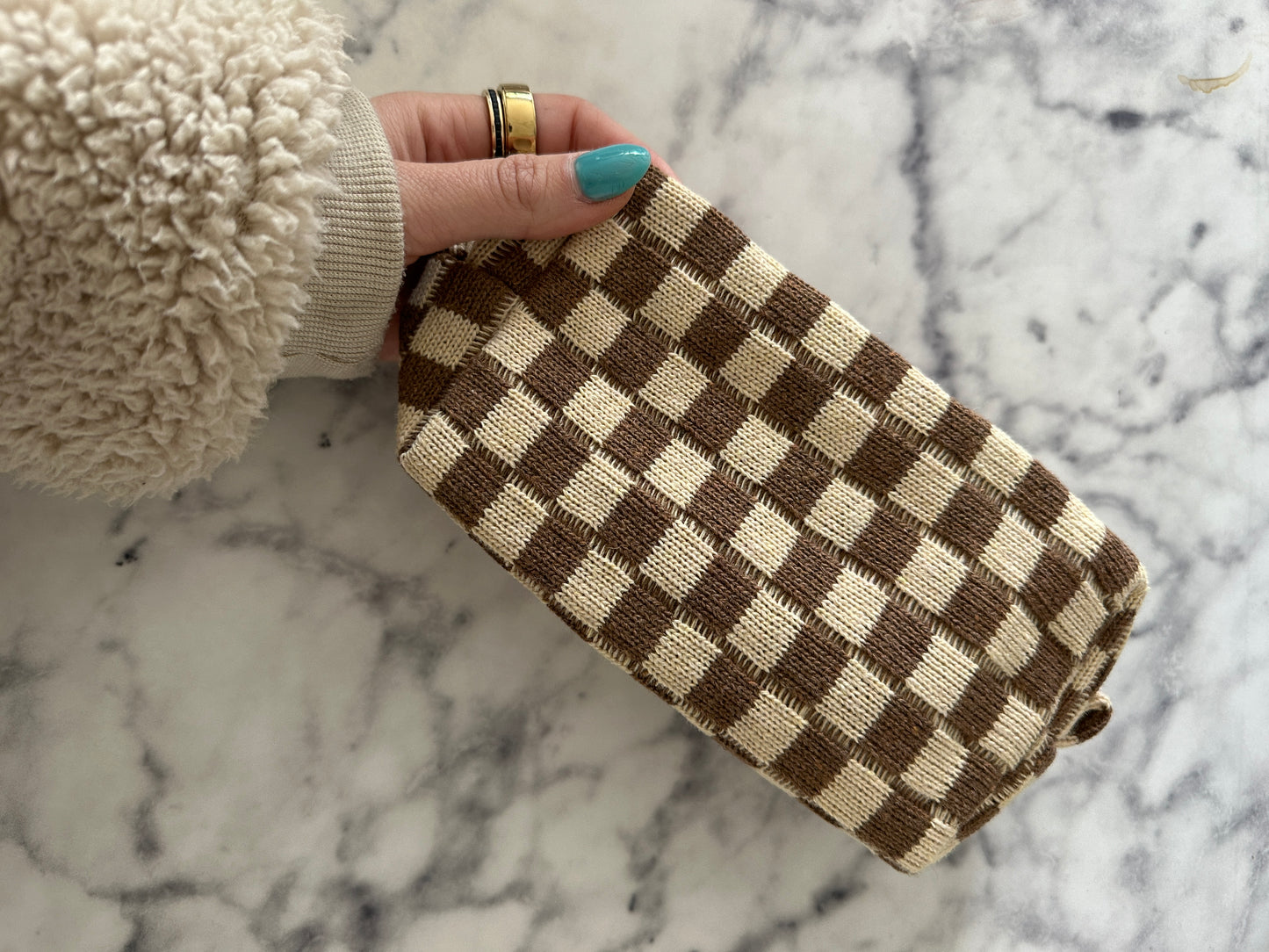 Checkered Knit Pouch