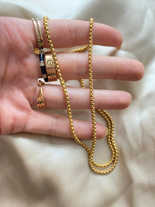 Great as a necklace, mask or sunnies chain