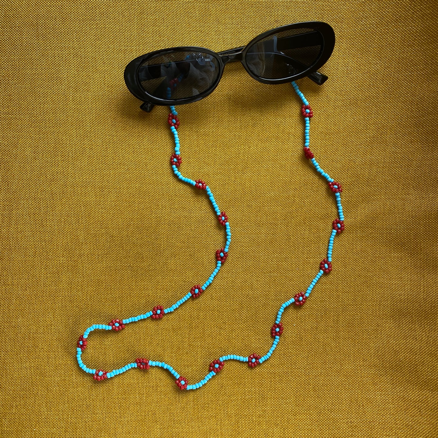 Beaded Daisy Glasses Chain